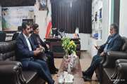دکتر محمد اسدی مدیرکل دامپزشکی استان با حضور در فرمانداری اردل با فرماندار این شهرستان دیدار و گفتگو کرد. 