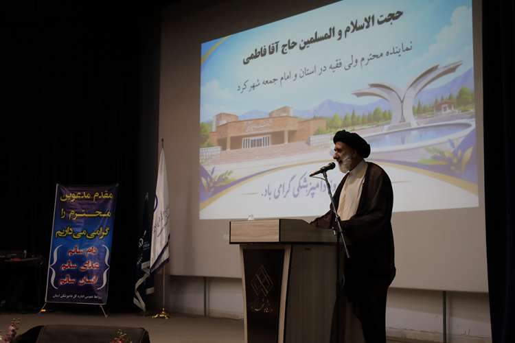 عبور از شرایط کنونی کشور، تلاش همگانی تمامی گروهها و مردم را می طلبد