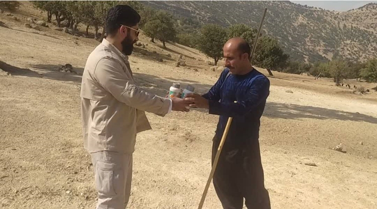 اردوی جهاد دامپزشکی با حضور مشاور وزیر و فرمانده بسیج ادارات وزارت جهاد کشاورزی در مناطق محروم شهرستان کوهرنگ برگزار شد. 