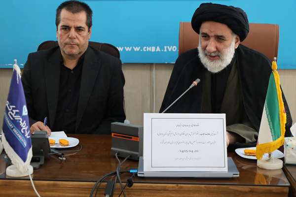 حضور نماینده ولی فقیه و امام جمعه شهرکرد در اداره کل دامپزشکی استان و دیدار با همکاران